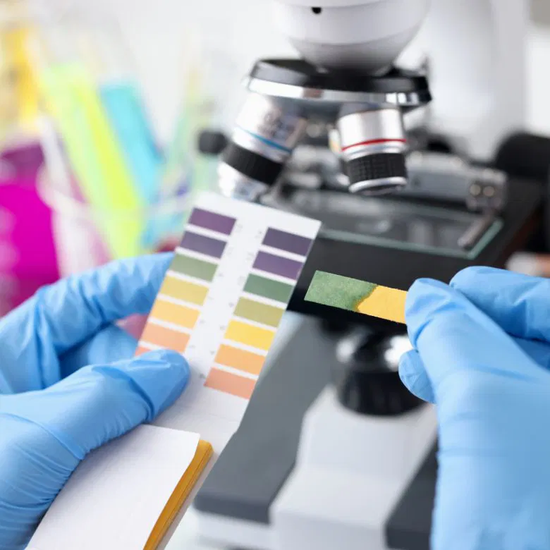 Jak działają wskaźniki pH i do czego ich używać w domowym laboratorium